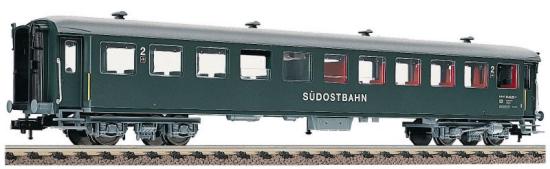 Express Passenger car 2nd class type B of the Swiss SouthEast Railway (SOB)<br /><a href='images/pictures/Fleischmann/5137.jpg' target='_blank'>Full size image</a>
